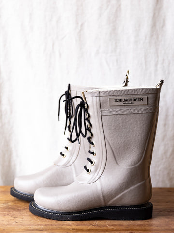 Ilse Jacobsen Mid Lace up Boot ~ Atmosphere (2022)