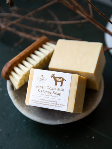 Chunky Goats Milk & Honey Soap Block