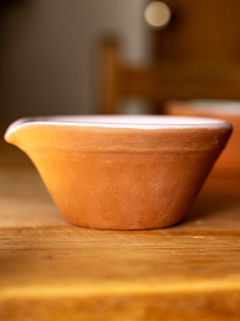 Est Earthenware Mini Pouring Bowl