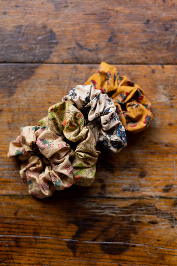 Scrunchie en lin fait à la main