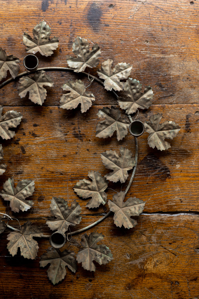 Christmas Table Wreath Metal ~ Candle holder & Leaves