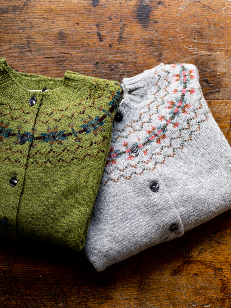 Harley of Scotland Supersoft Shetland North Star Cardigan – Est