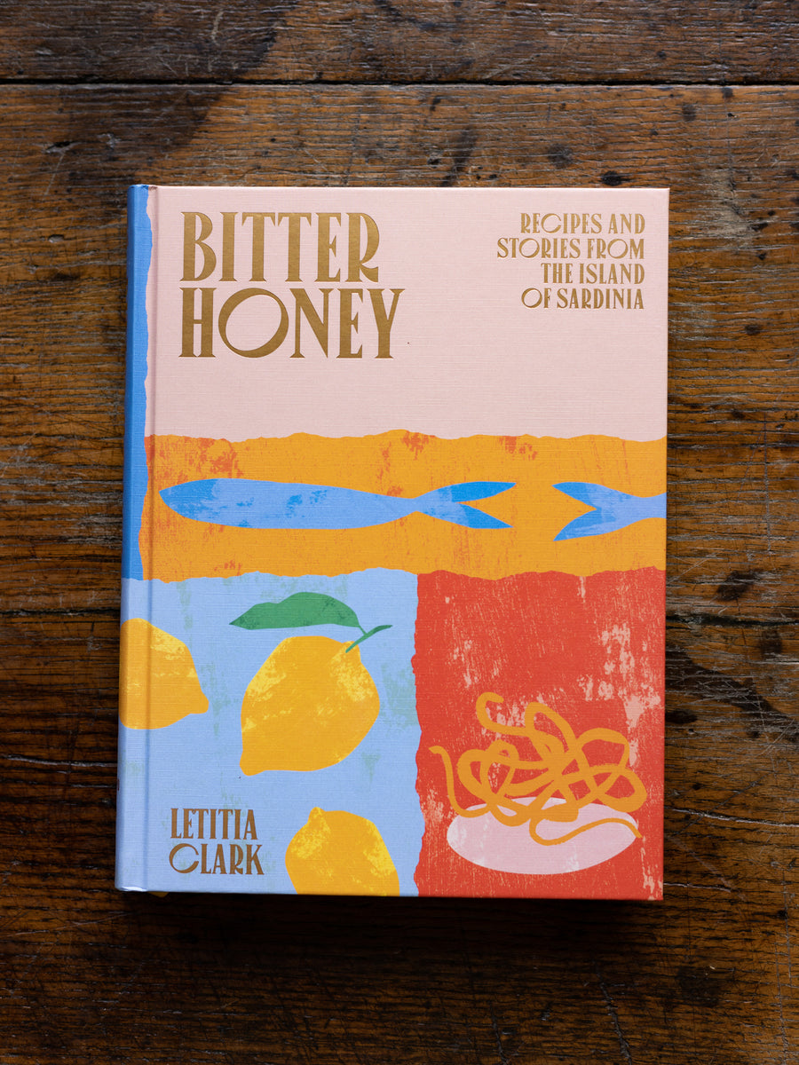 Bitter honningopskrifter og historier fra øen Sardinien ~ Letitia Clark