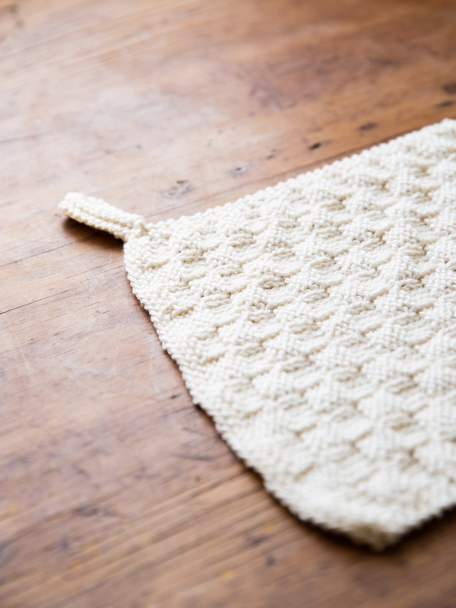 Torchon en coton tricoté à la main